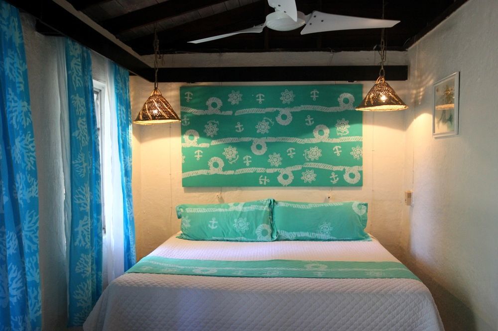 Small Hope Bay Lodge Andros Town Esterno foto